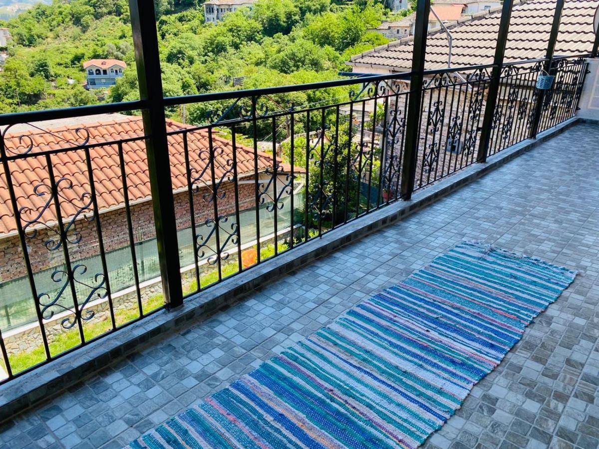 Gjirokastër "Mani Guest House" מראה חיצוני תמונה