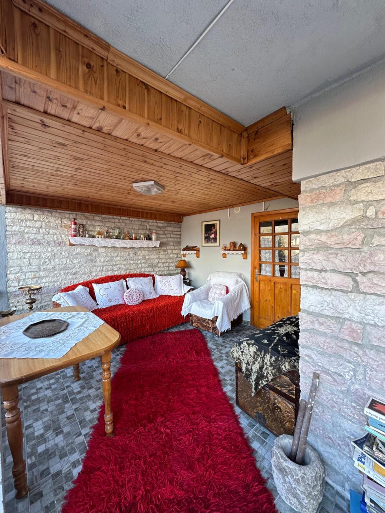 Gjirokastër "Mani Guest House" מראה חיצוני תמונה
